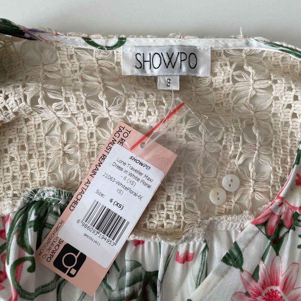 Showpo Women's Lone Traveller Maxi Dress 6/XS White Floral Crochet Button Slit - Picture 5 of 8